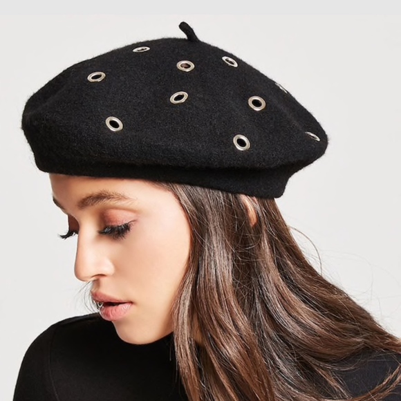 Black Studded Beret Hat 